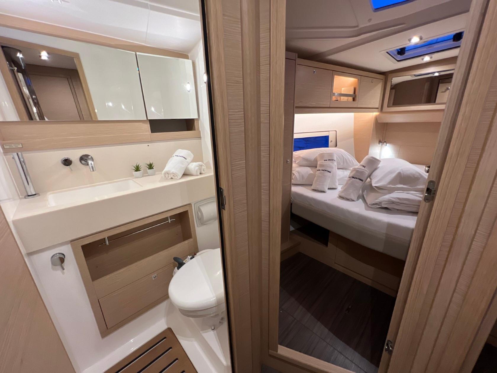 Dufour 470 - 5 cab., picture 42