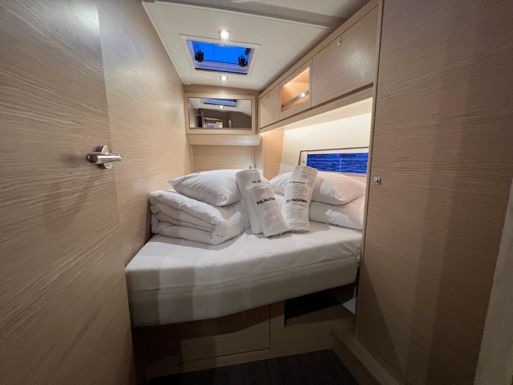 Dufour 470 - 5 cab., picture 45