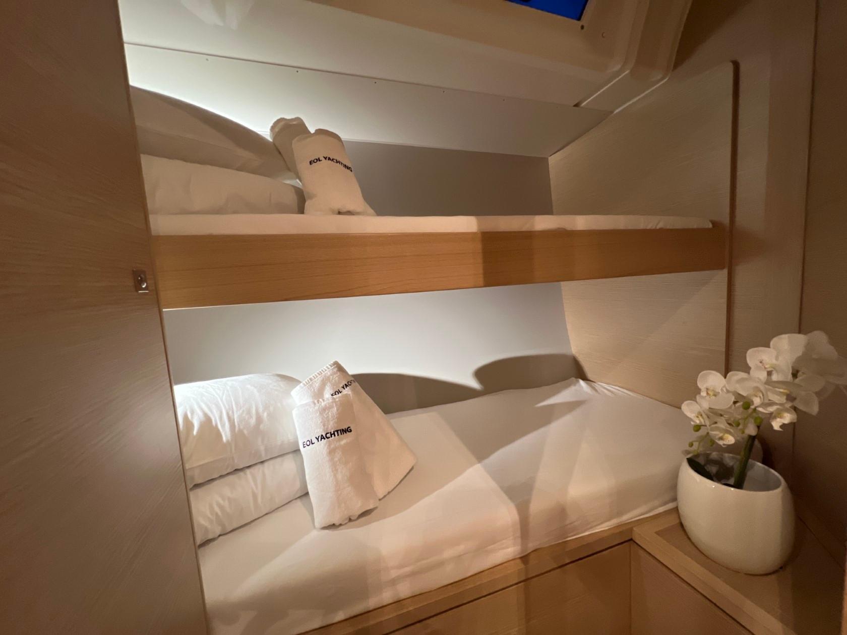 Dufour 470 - 5 cab., picture 40