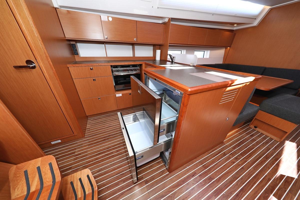 Bavaria C50 Style - 4 + 1 cab., picture 15