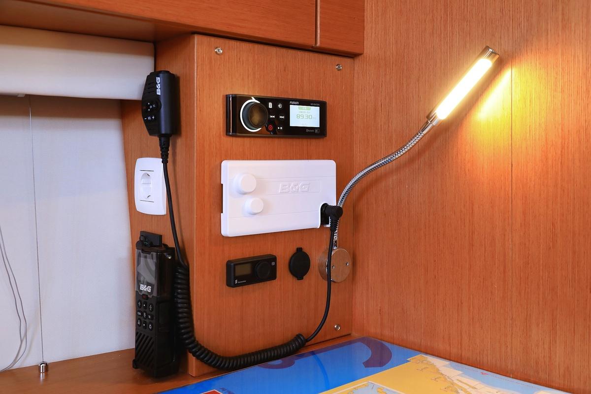 Bavaria C42, picture 16