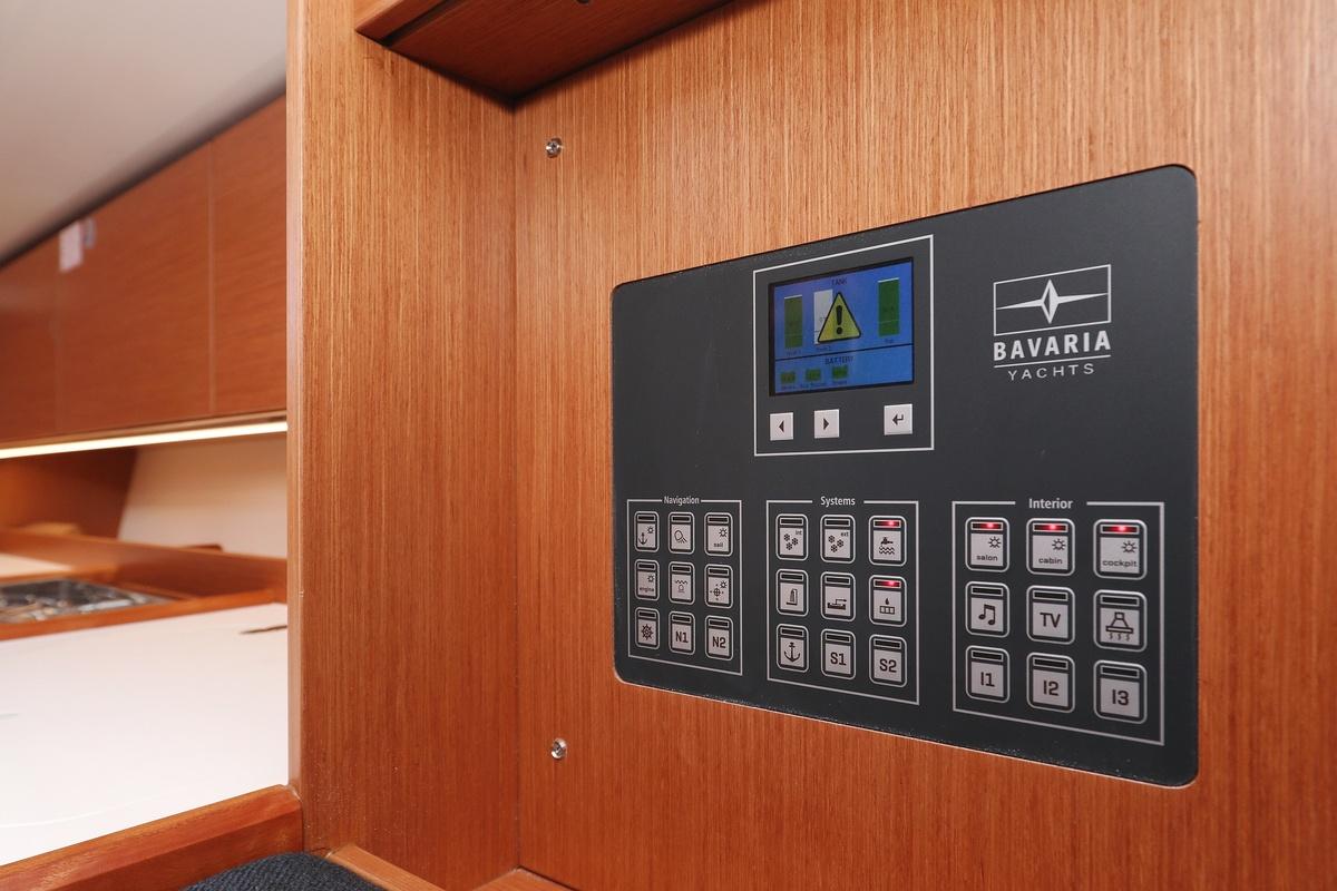 Bavaria C42, picture 15