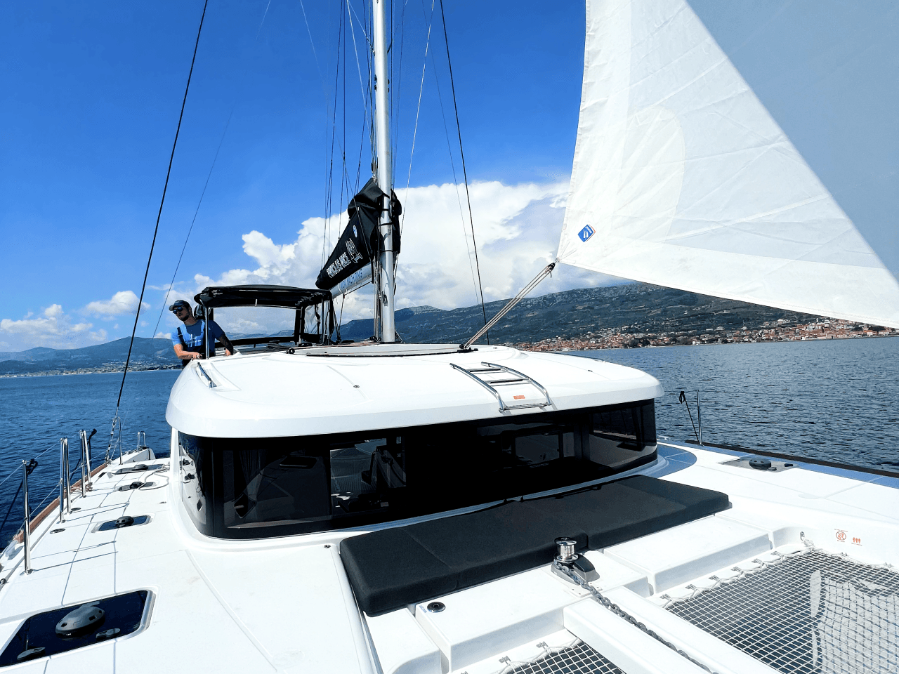 Lagoon 40 - 4 + 2 cab, picture 7