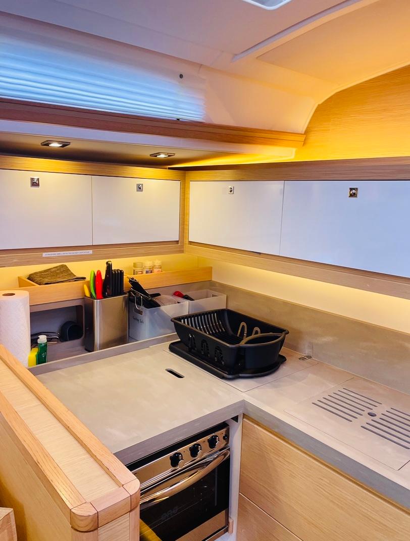 Dufour 470 - 3 cab., picture 12