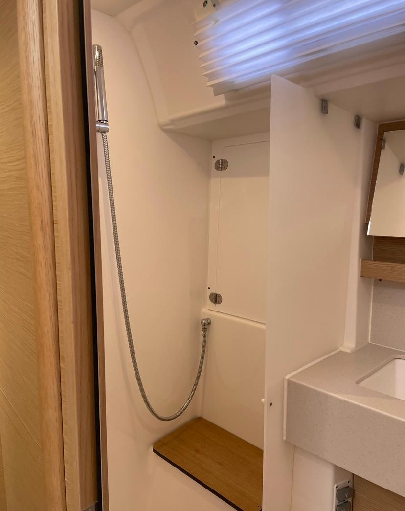 Dufour 470 - 3 cab., picture 17