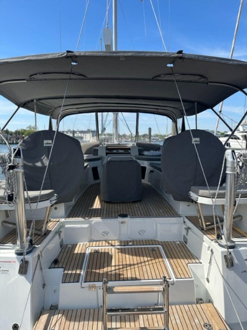 Jeanneau 51 - Recovery Room, picture 8