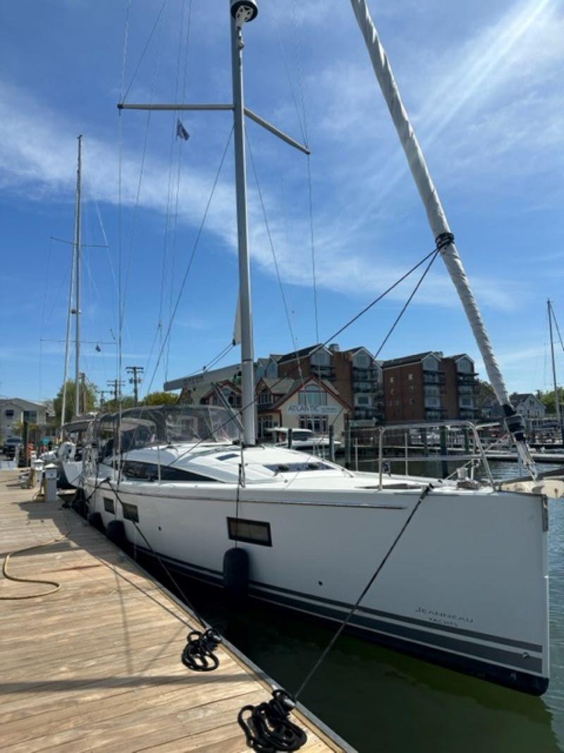 Jeanneau 51 - Recovery Room, picture 9