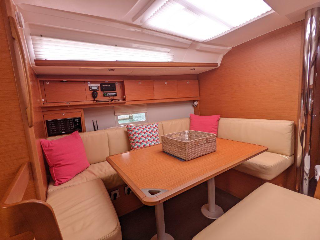 Dufour 430, picture 10