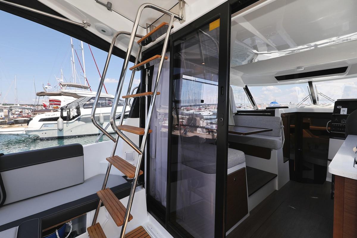 Merry Fisher 1095 Fly, picture 10