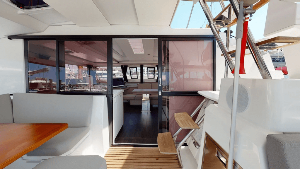 Fountaine Pajot Astrea 42 Maestro - Serene Blue, picture 8