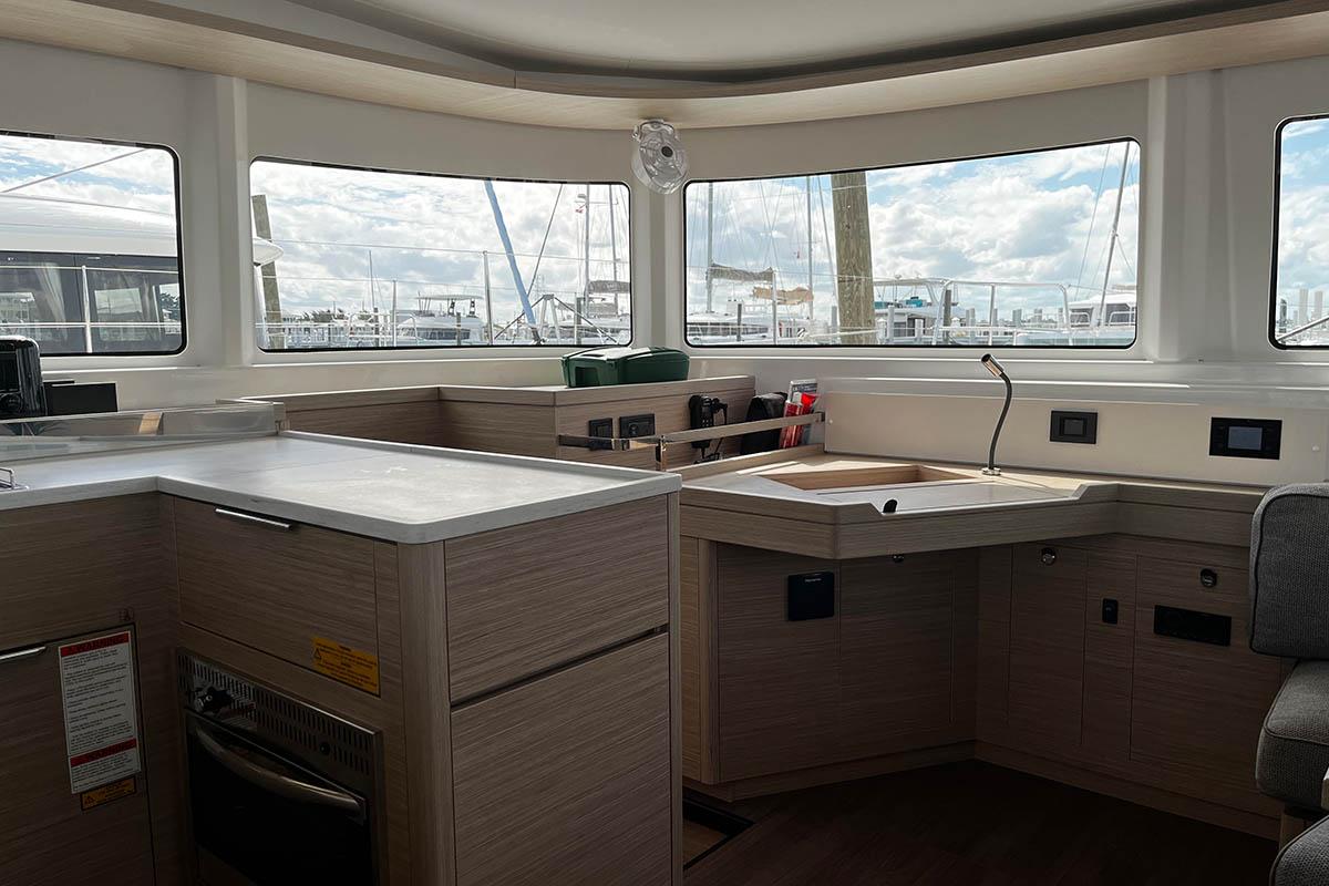 Lagoon 46 - 4 + 2 cab., picture 12