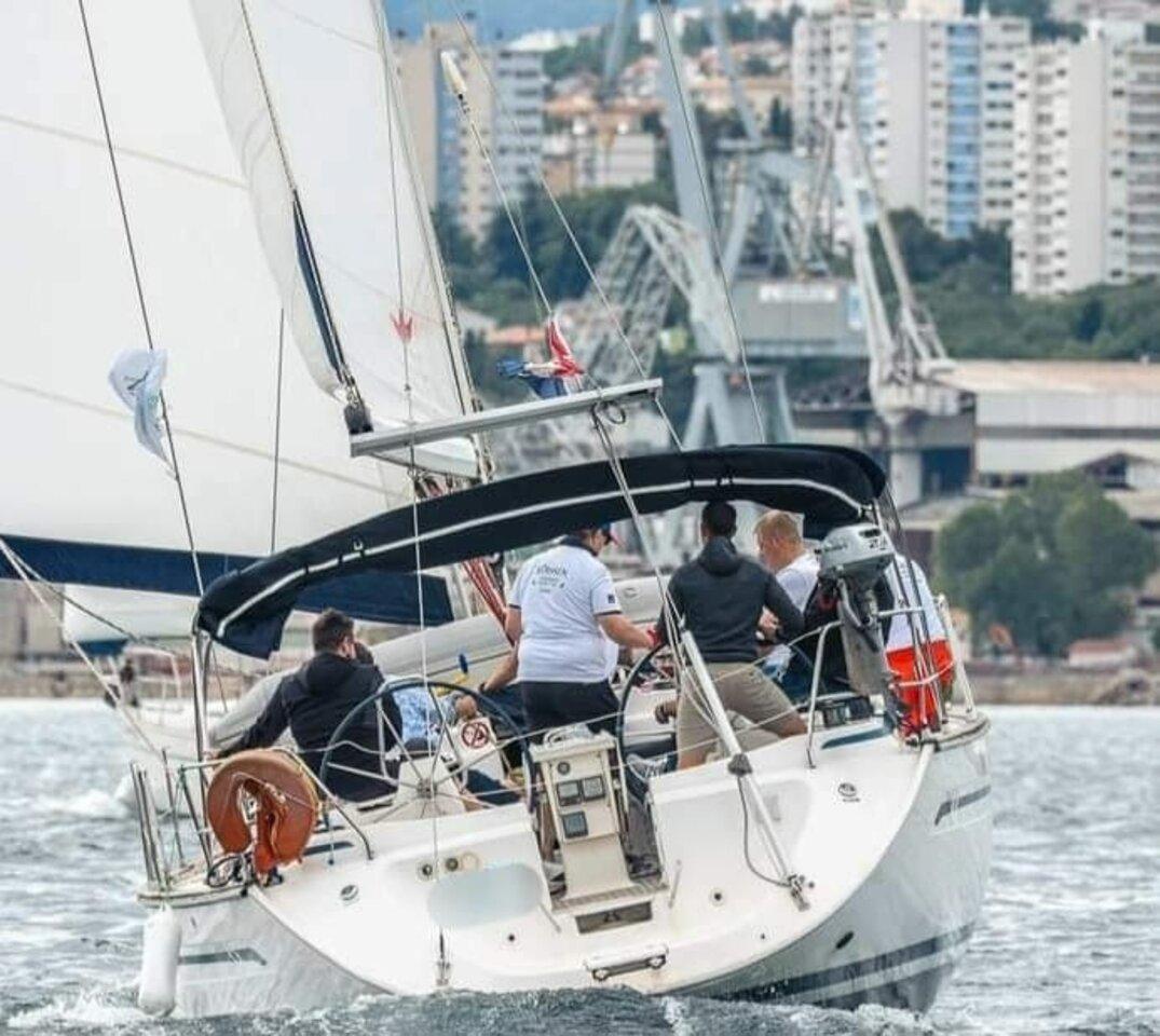 Bavaria 44, picture 7