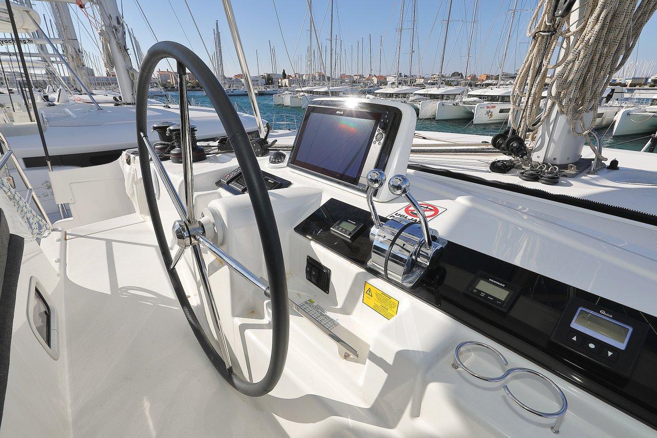 Lagoon 46 - 4 + 2 cab., picture 9