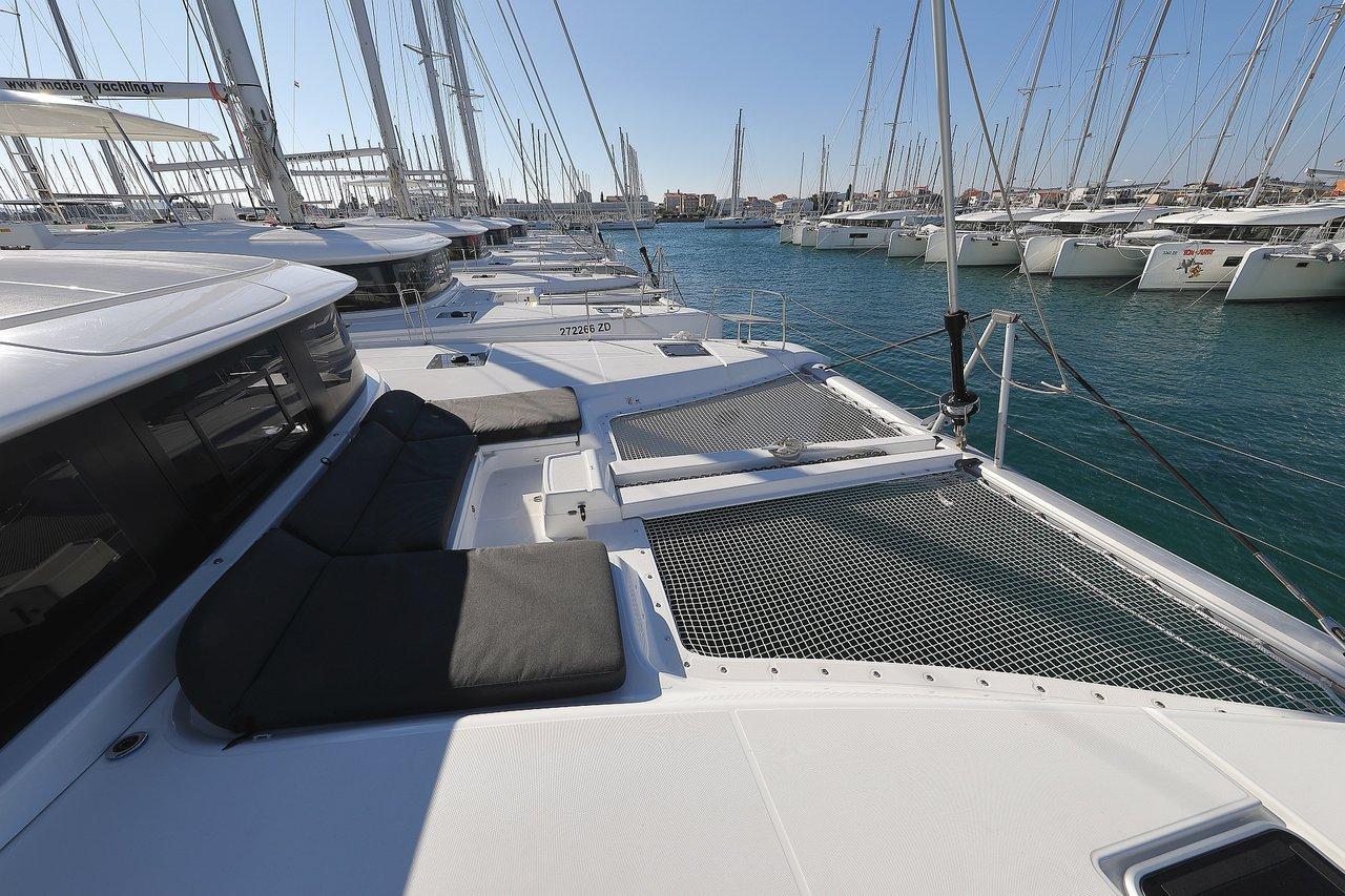 Lagoon 46 - 4 + 2 cab., picture 5