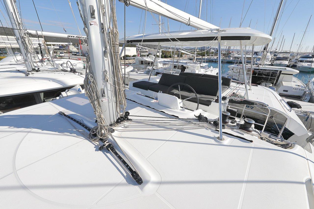 Lagoon 46 - 4 + 2 cab., picture 7