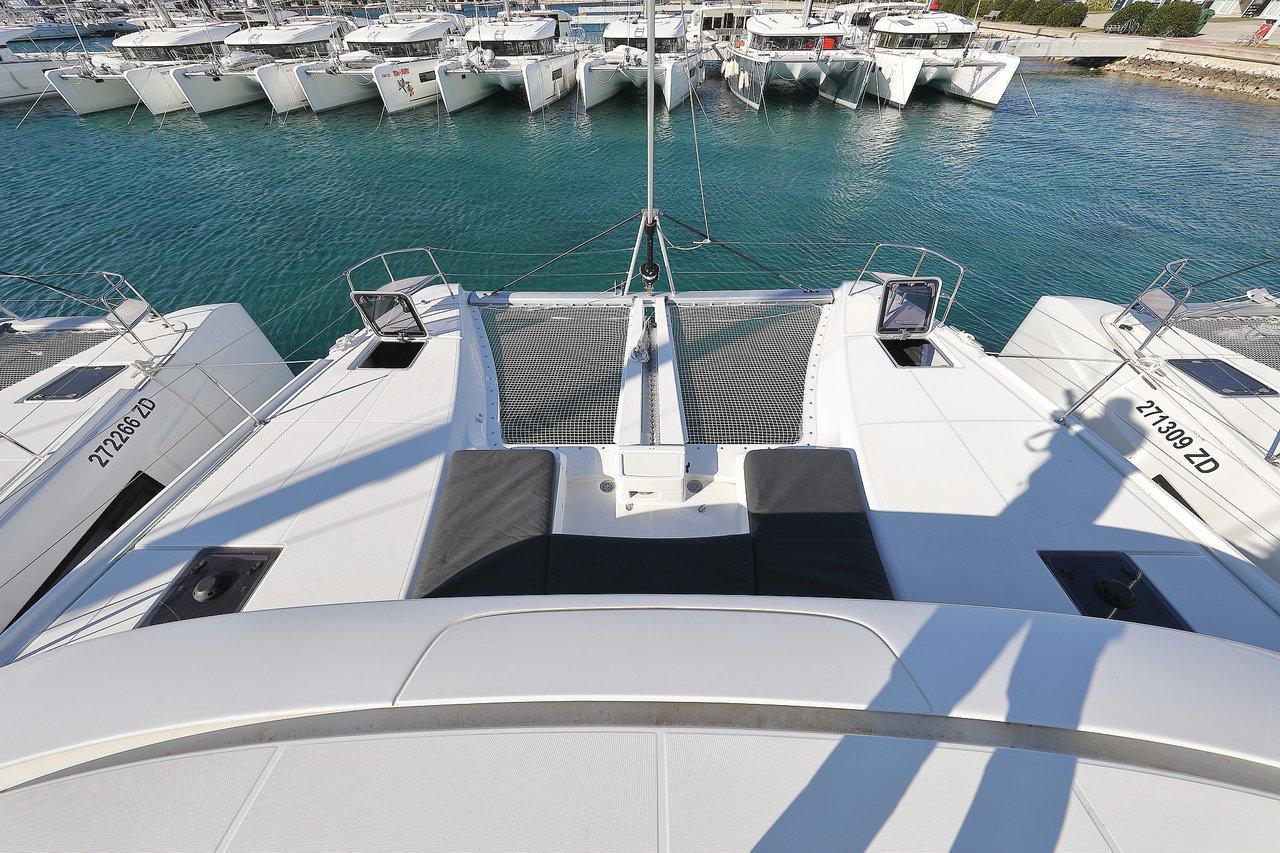 Lagoon 46 - 4 + 2 cab., picture 4