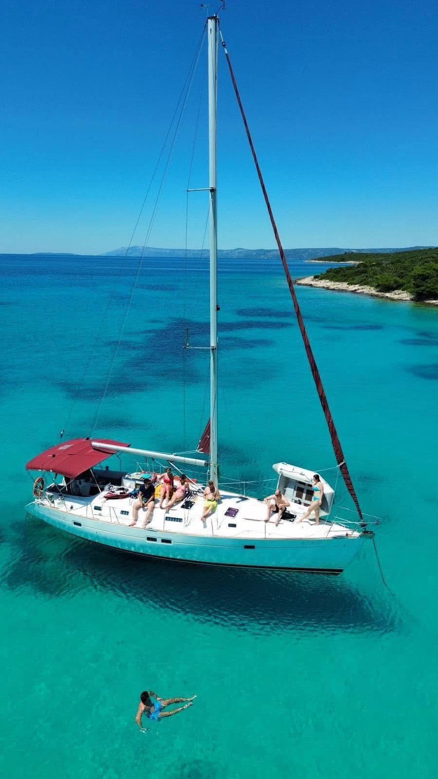 Oceanis 411 Celebration, picture 19