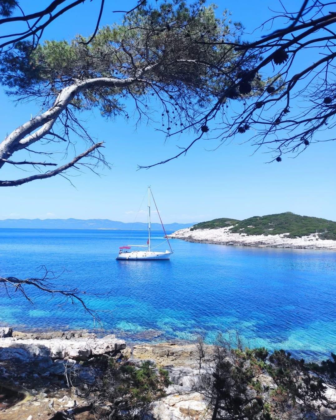 Oceanis 411 Celebration, picture 27