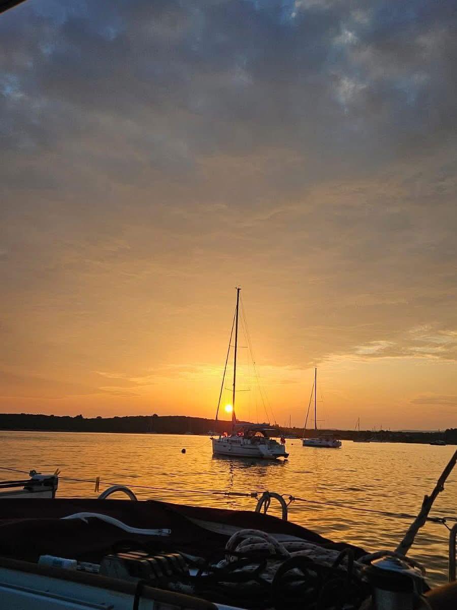 Oceanis 411 Celebration, picture 28