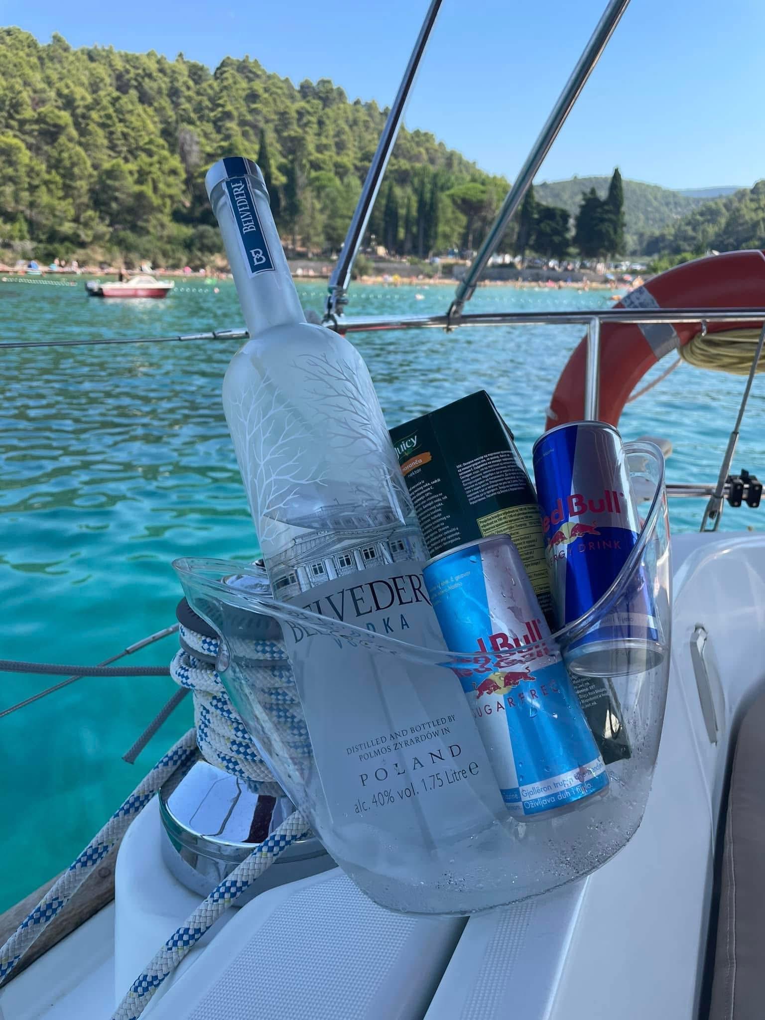 Oceanis 411 Celebration, picture 32