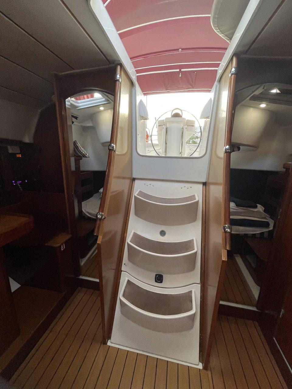 Oceanis 411 Celebration, picture 13