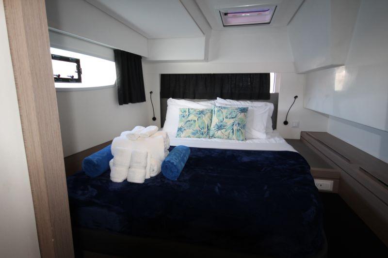 Fountaine Pajot Saona 47 - 5 cab. - La Belle Vie, picture 16