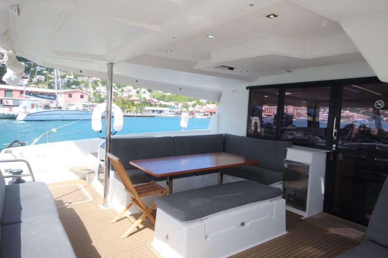 Fountaine Pajot Saona 47 - 5 cab. - La Belle Vie, picture 6