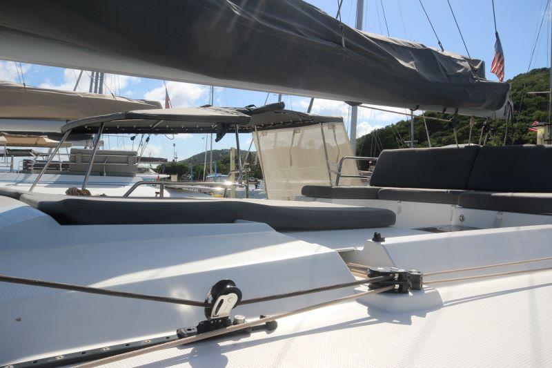Fountaine Pajot Saona 47 - 5 cab. - La Belle Vie, picture 4