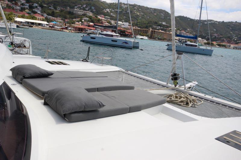 Fountaine Pajot Saona 47 - 5 cab. - La Belle Vie, picture 7