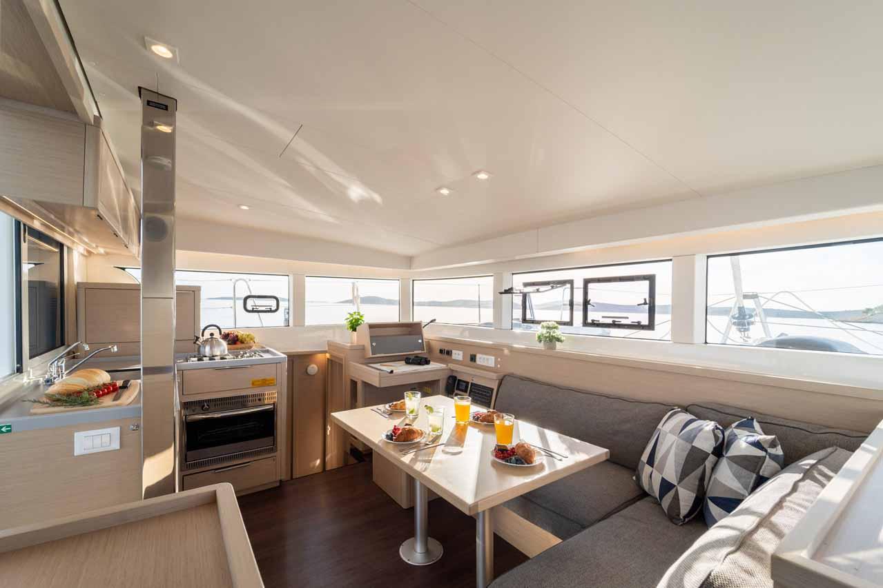 Lagoon 40 - 4 + 2 cab, picture 18