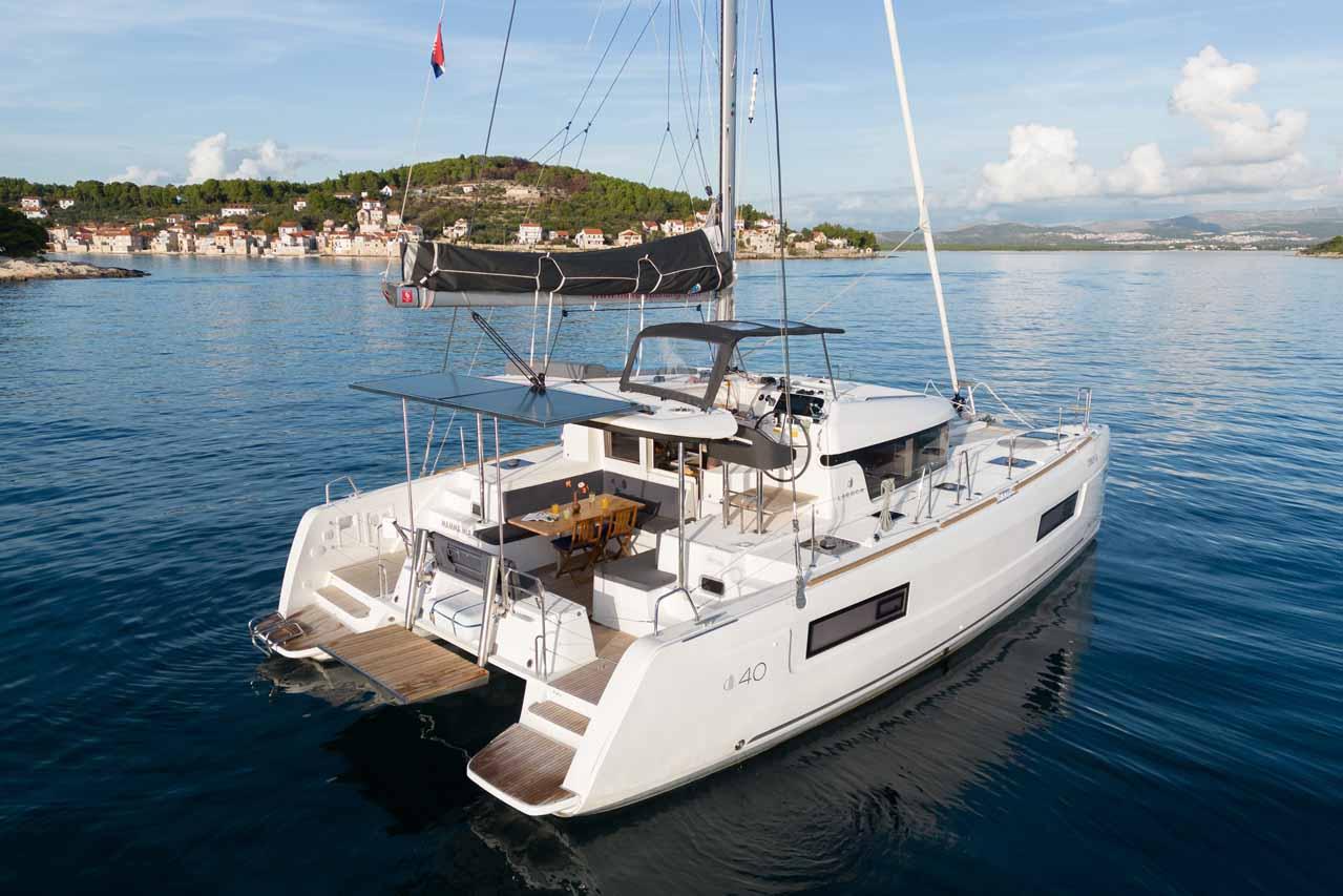 Lagoon 40 - 4 + 2 cab, picture 5