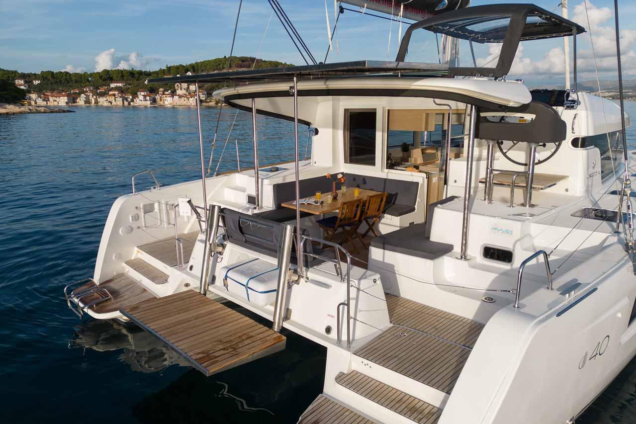 Lagoon 40 - 4 + 2 cab, picture 6