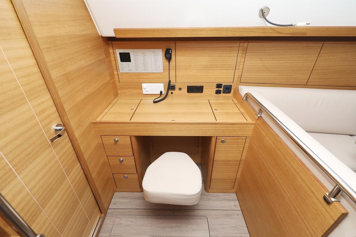 Elan Impression 45.1, picture 16