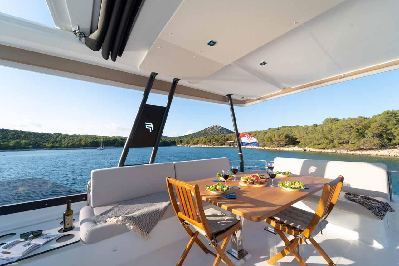 Fountaine Pajot MY6, picture 20