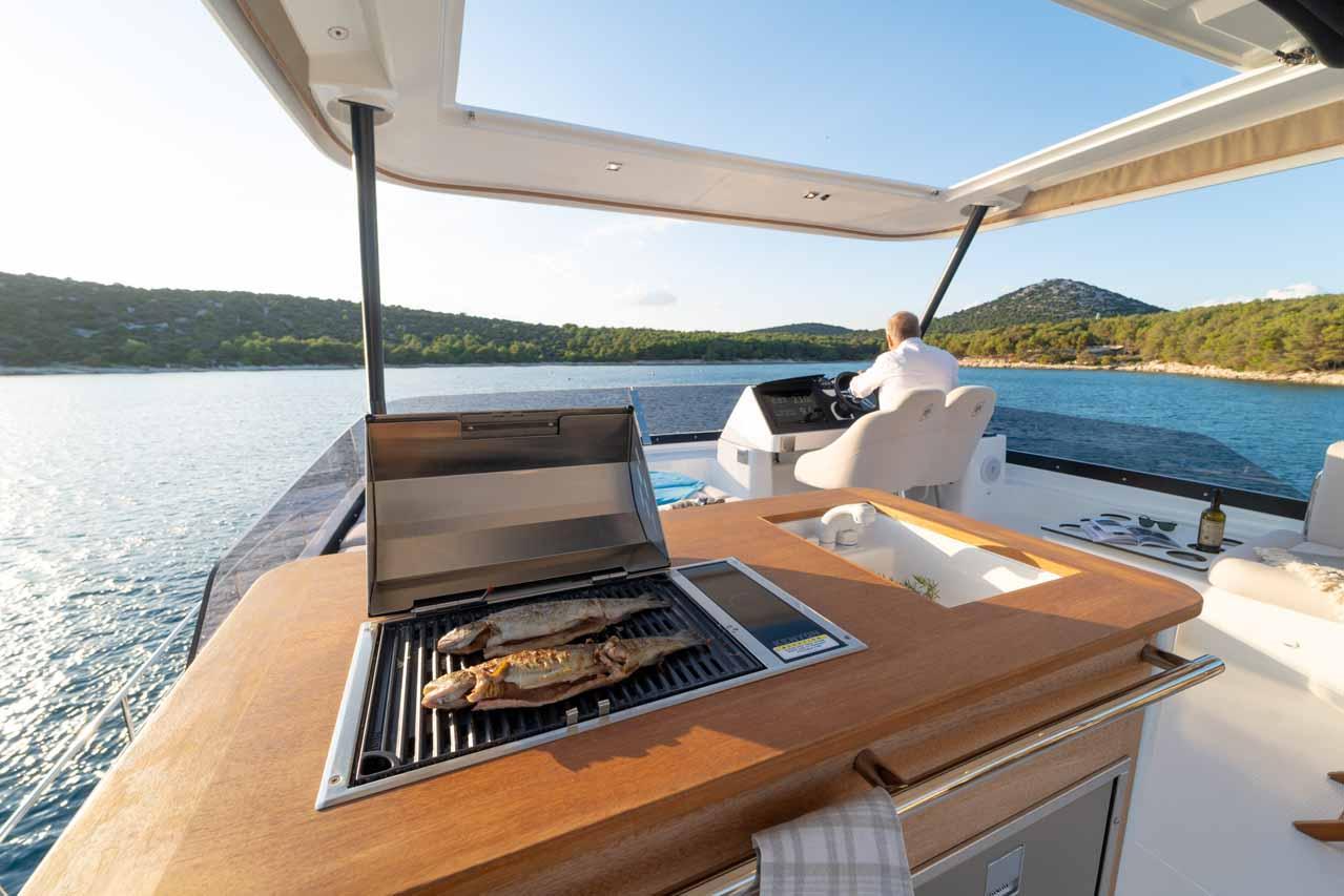 Fountaine Pajot MY6, picture 16