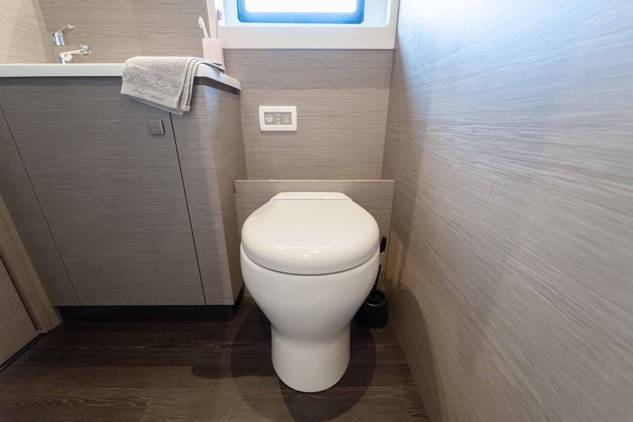 Fountaine Pajot MY6, picture 38