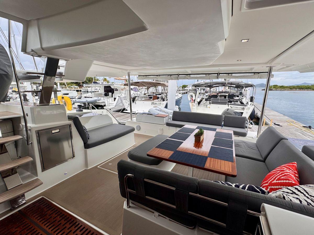 Fountaine Pajot Aura 51, picture 17