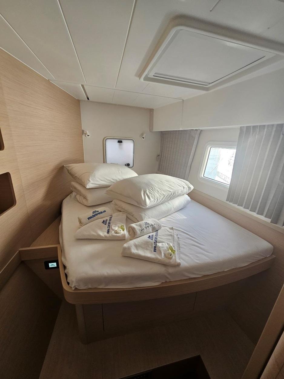 Lagoon 42 - 4 + 2 cab., picture 13