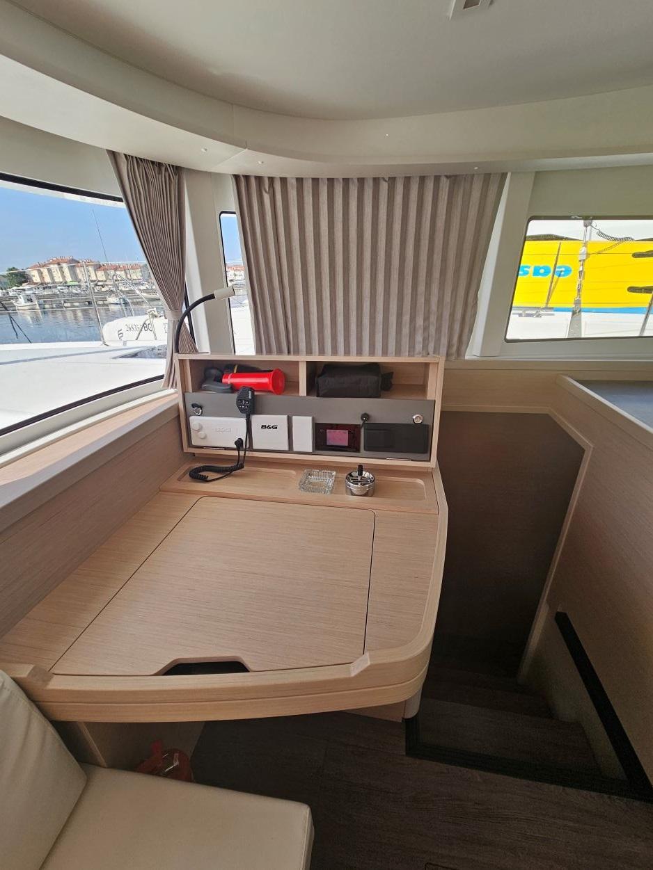 Lagoon 42 - 4 + 2 cab., picture 5