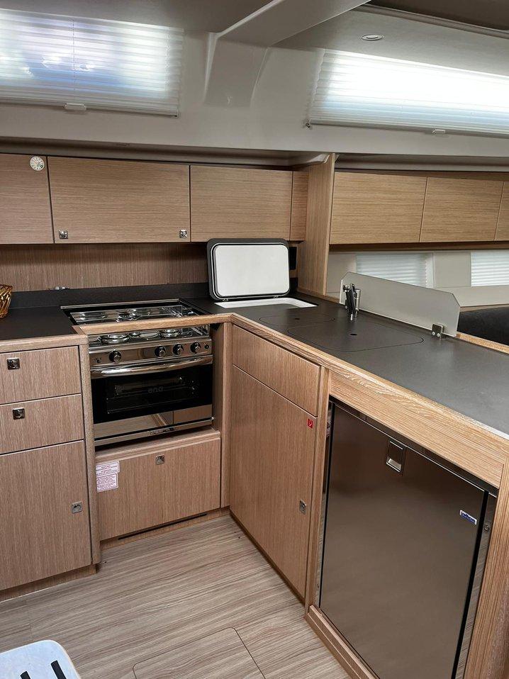 Bavaria C45 Style, picture 6