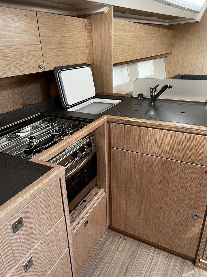 Bavaria C45 Style, picture 9