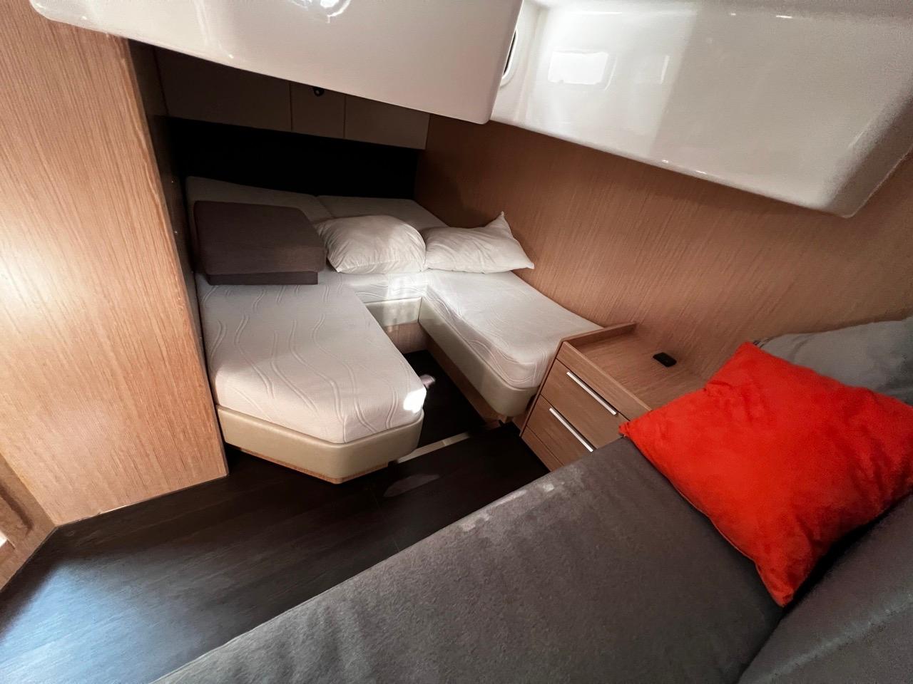 Bavaria 33 Sport HT, picture 14