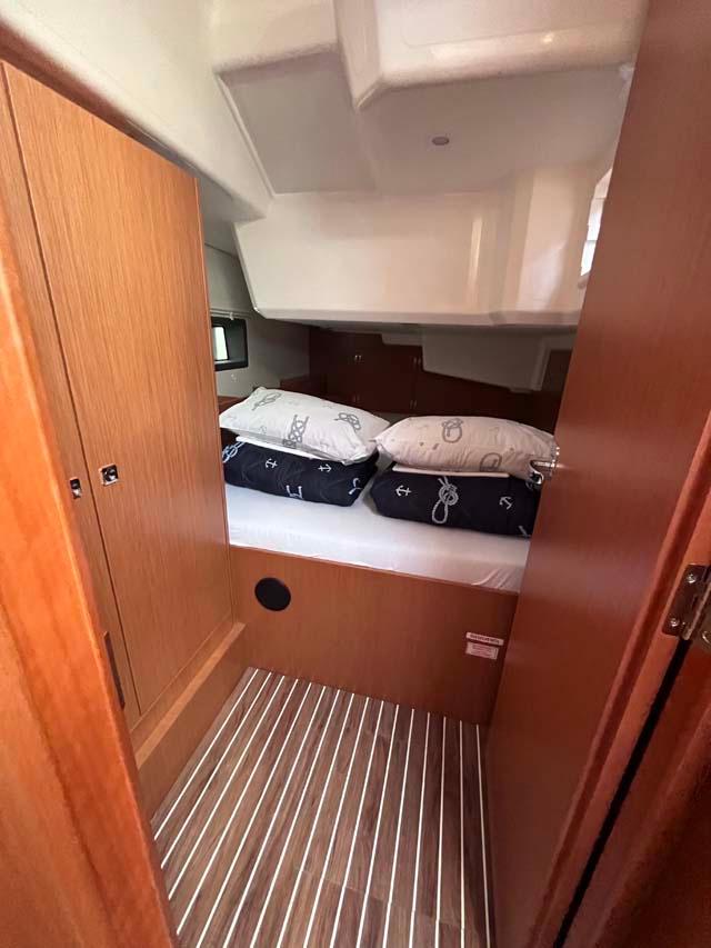 Bavaria C38, picture 14