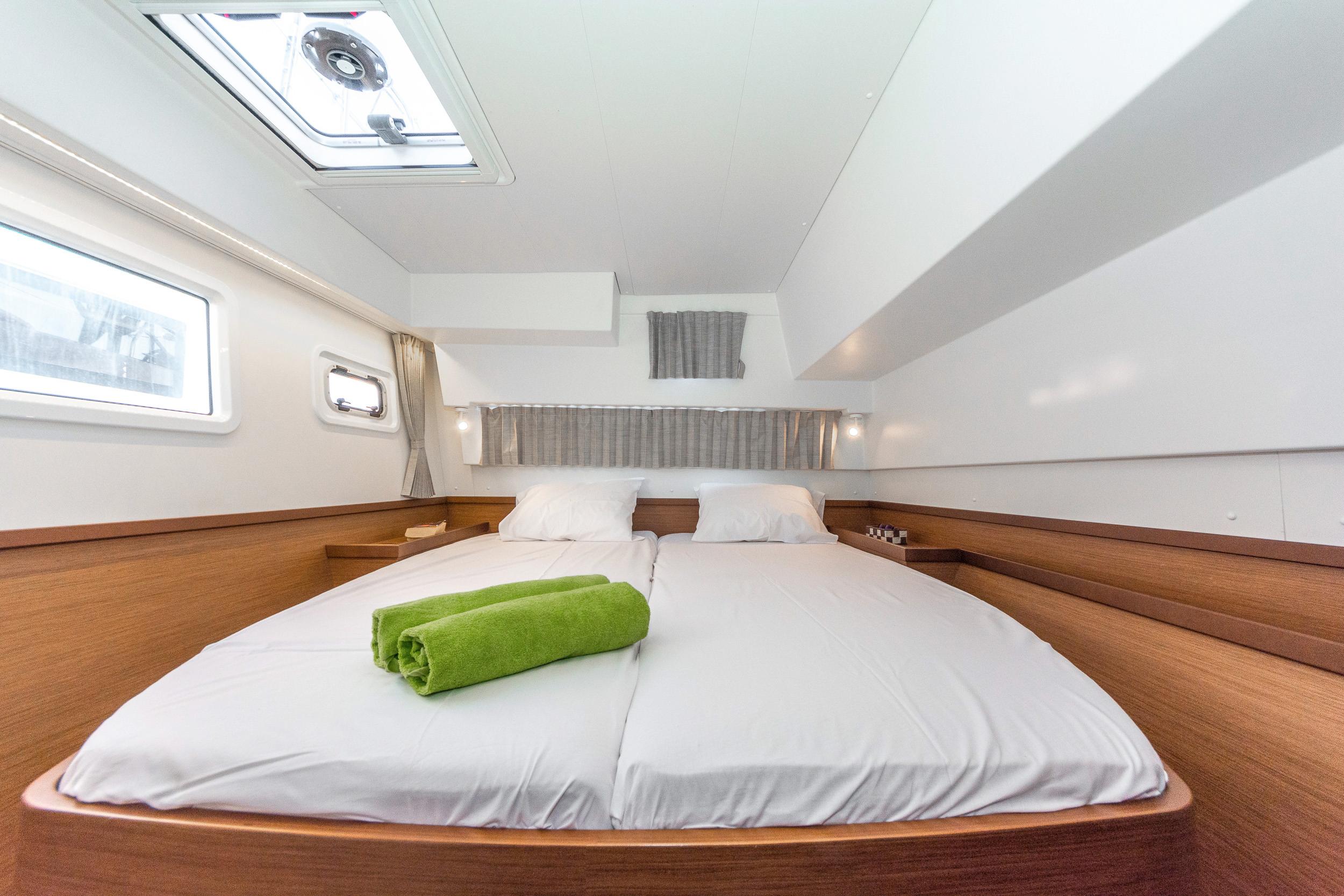Lagoon 42 - 4 + 1 cab., picture 14