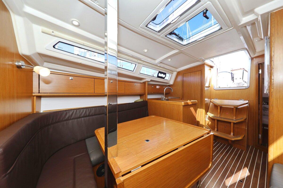 Bavaria Cruiser 34, picture 17