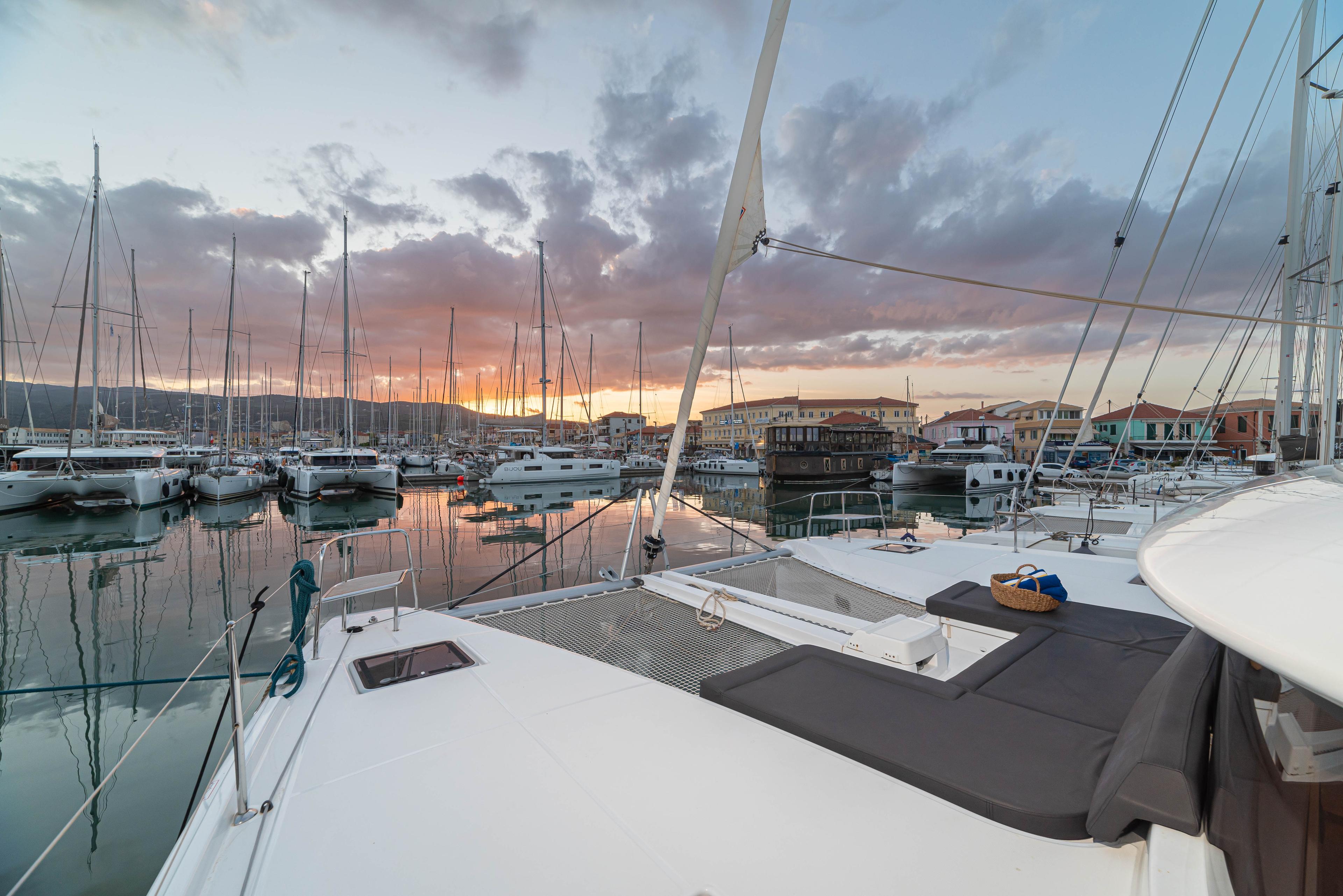 Lagoon 46 - 4 + 2 cab., picture 10