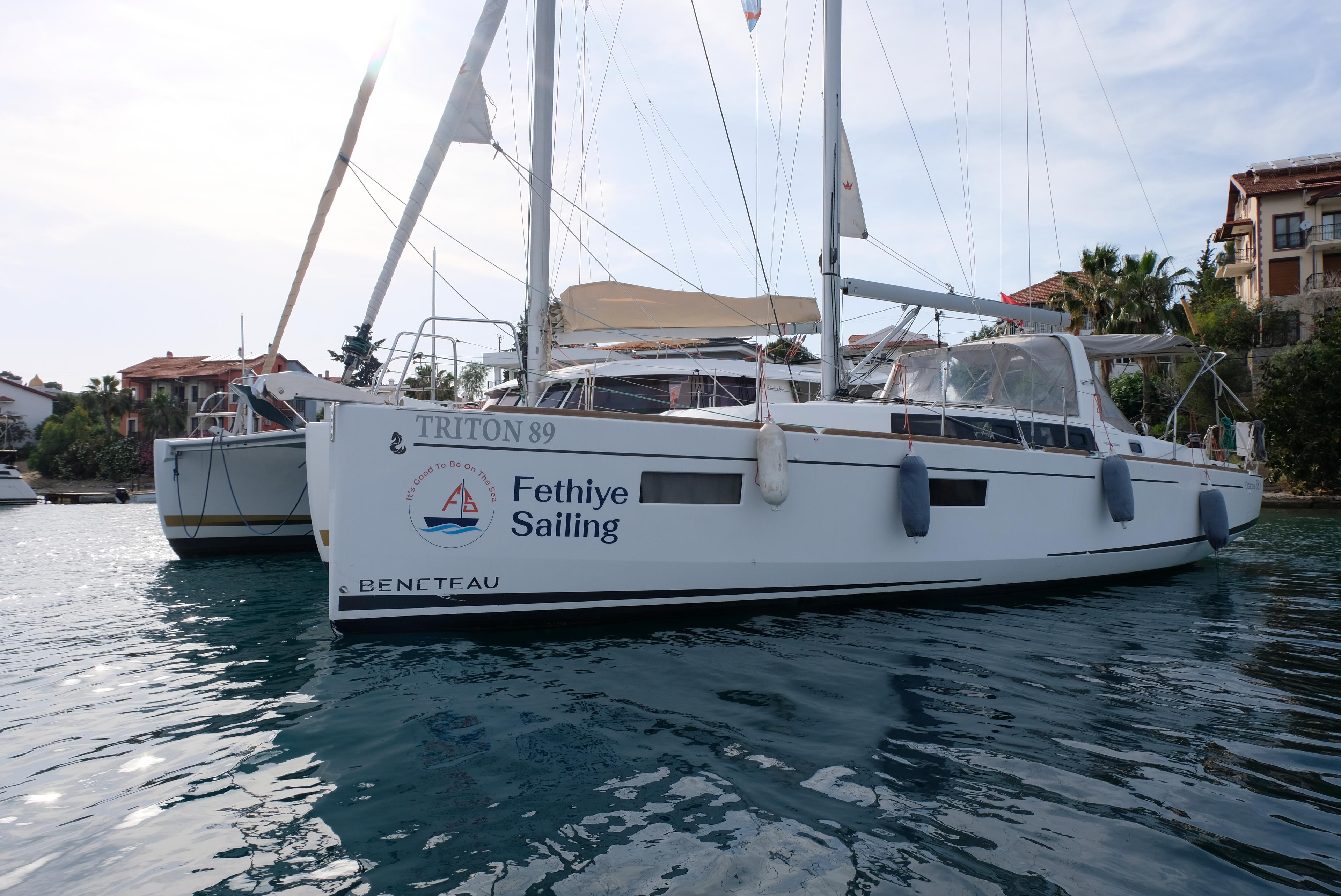 Oceanis 38.1, picture 5