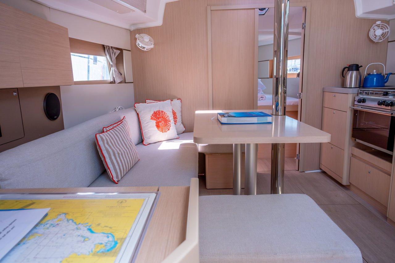 Oceanis 38.1, picture 20