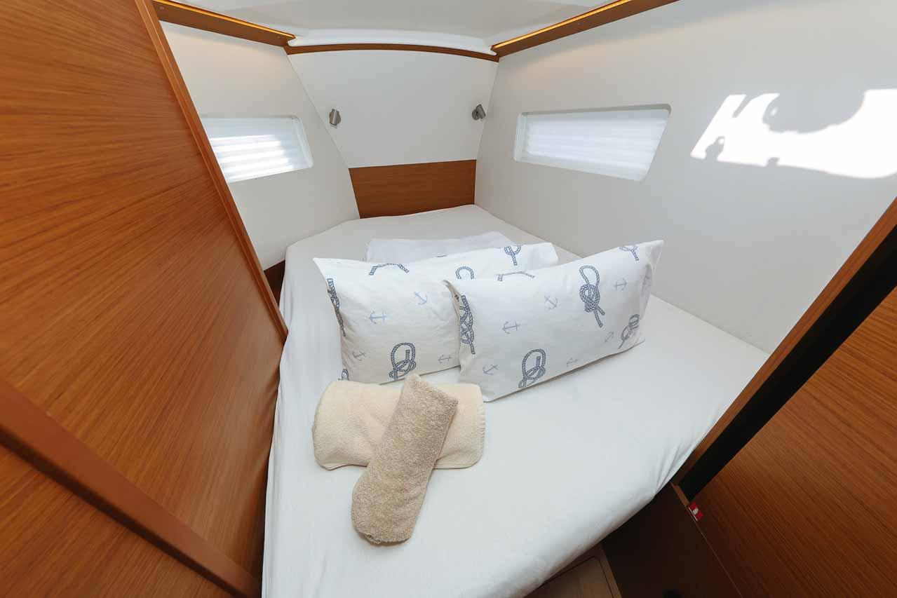 Sun Odyssey 380 Performance - 3 cab., picture 18