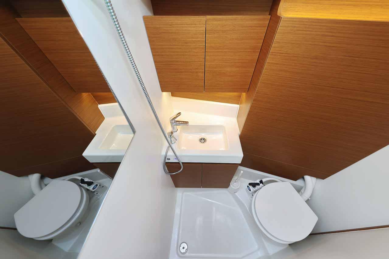 Sun Odyssey 380 Performance - 3 cab., picture 21